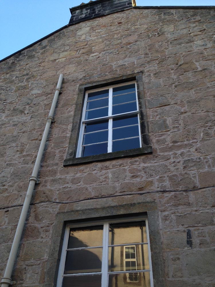 Bridge of Allan Stone - gable end in Kings Park. Pointing removed and repointed with lime mortar Bridge of Allan Stone - Serving Scotland's towns